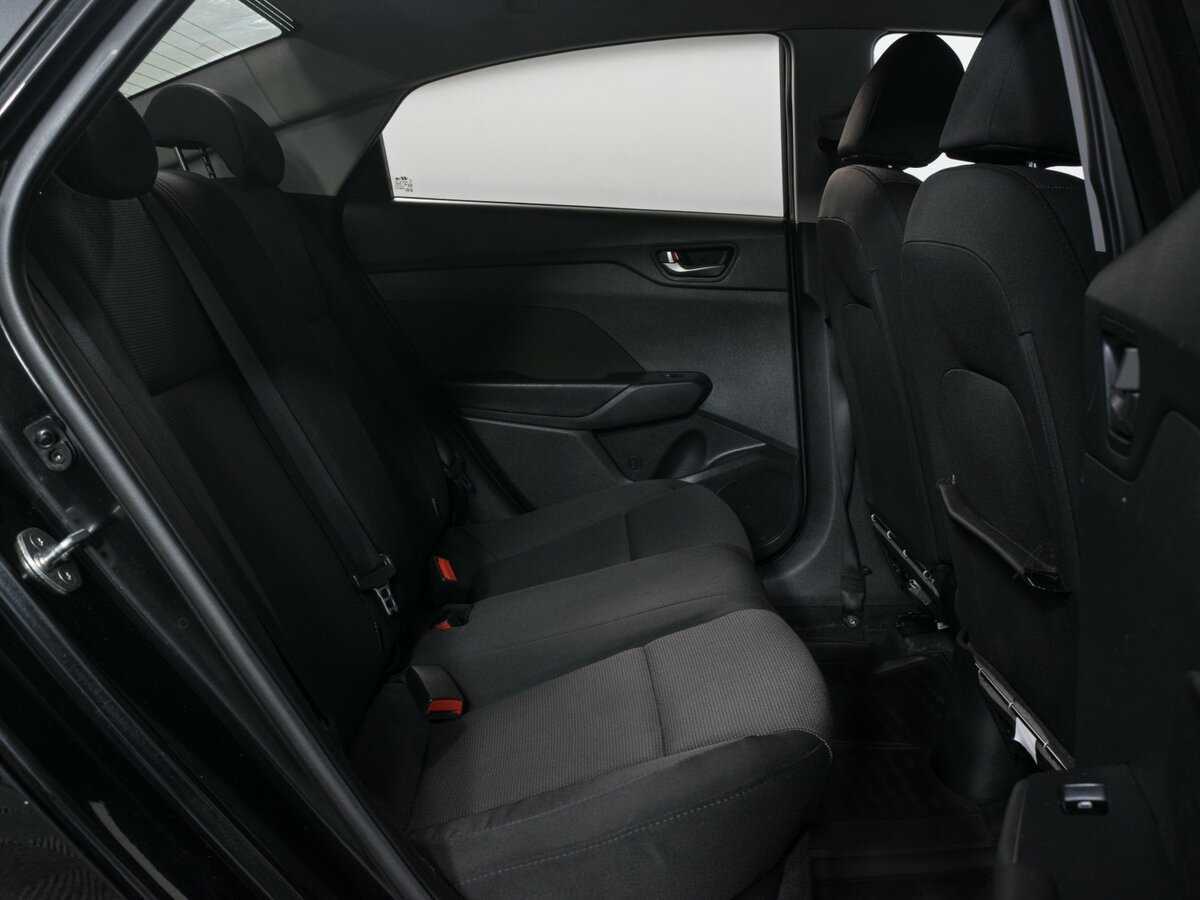 Hyundai Solaris с пробегом — 2018 год. Фото: #9