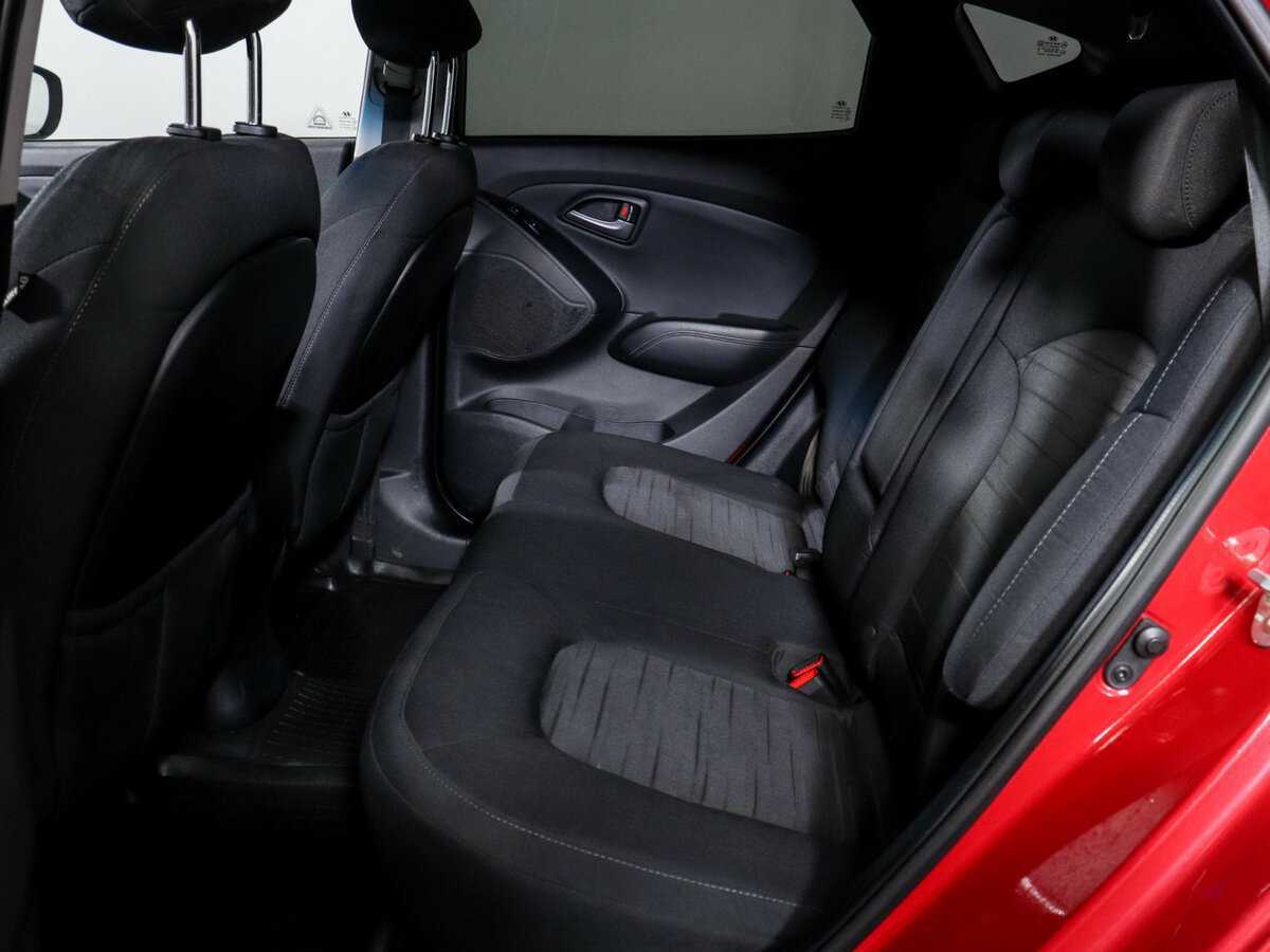 Hyundai ix35 с пробегом — 2013 год. Фото: #9