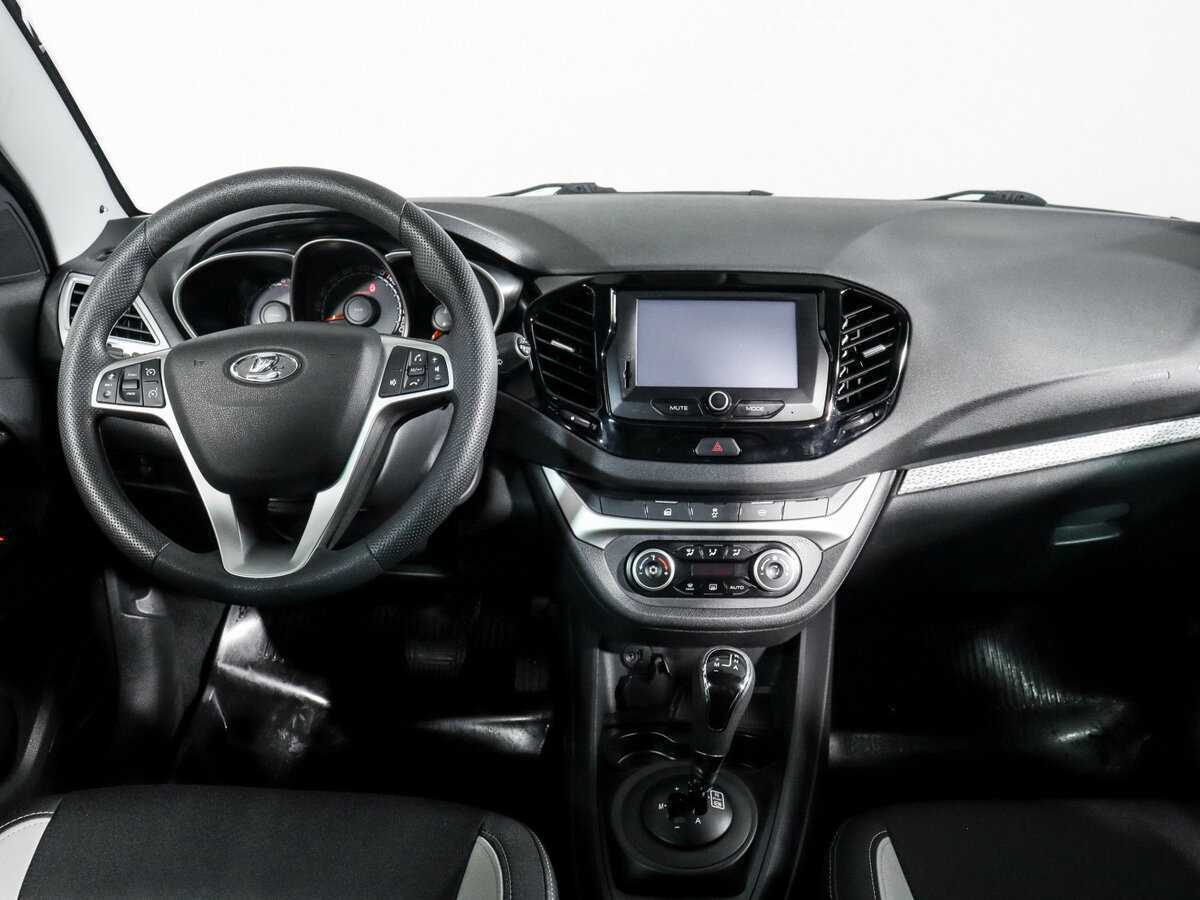 Lada (ВАЗ) Vesta с пробегом — 2018 год. Фото: #11