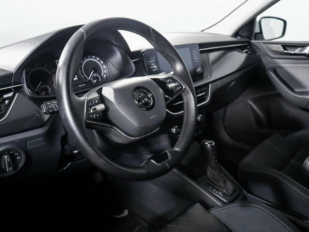 Skoda Rapid с пробегом — 2022 год. Фото: #13