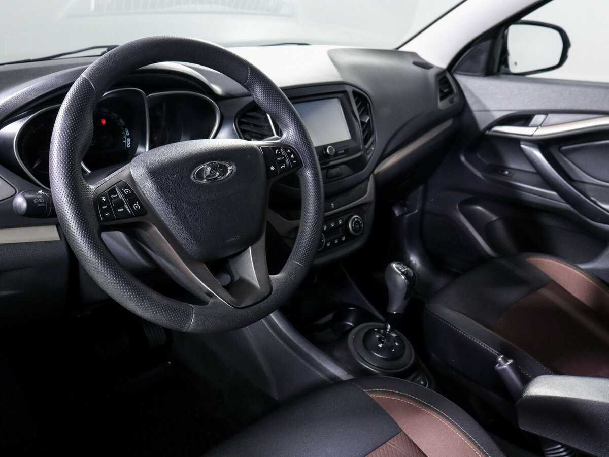 Lada (ВАЗ) Vesta с пробегом — 2016 год. Фото: #13