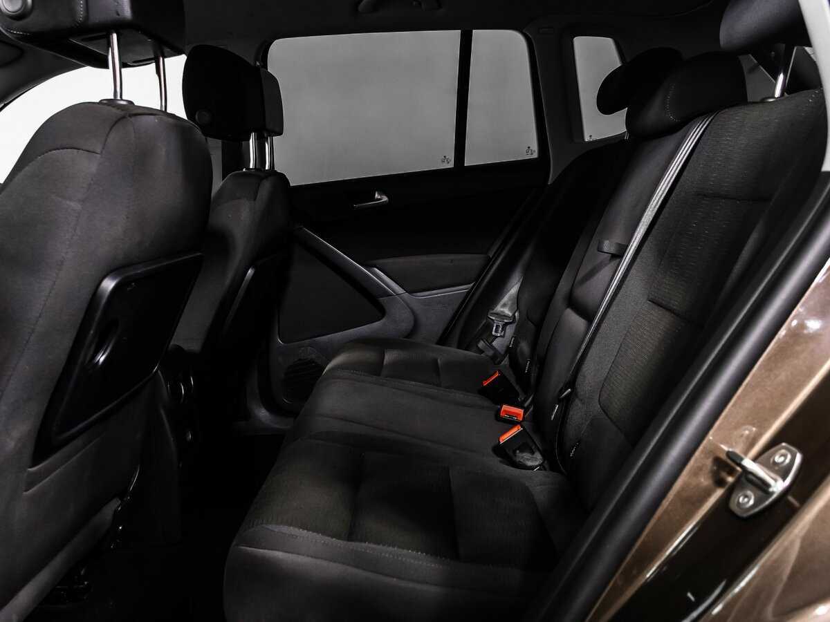 Volkswagen Tiguan с пробегом — 2014 год. Фото: #12