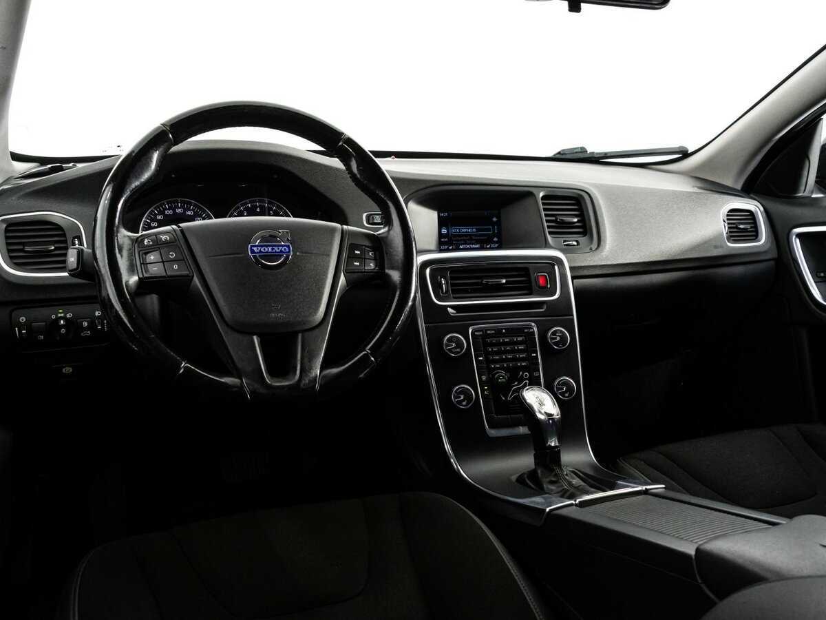 Volvo S60 с пробегом — 2012 год. Фото: #8