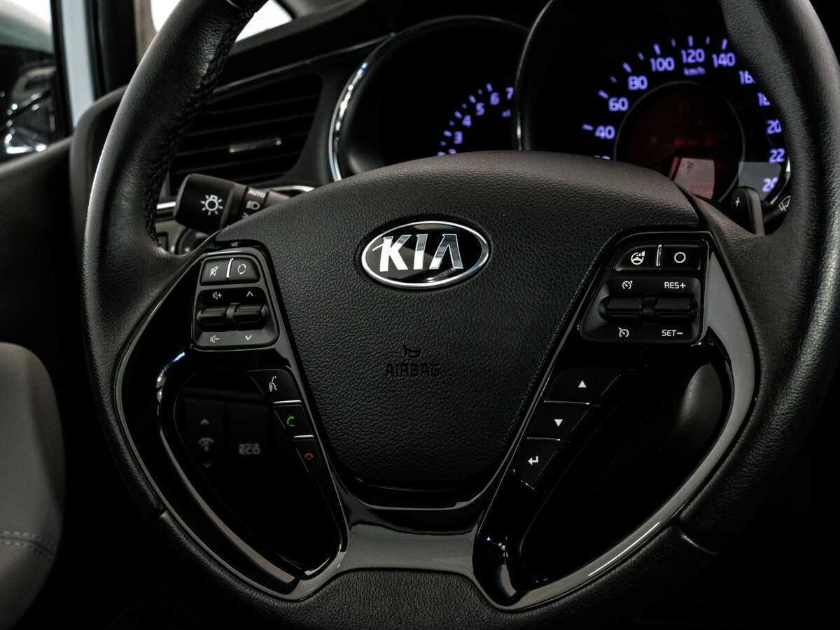 Kia Ceed с пробегом — 2017 год. Фото: #12