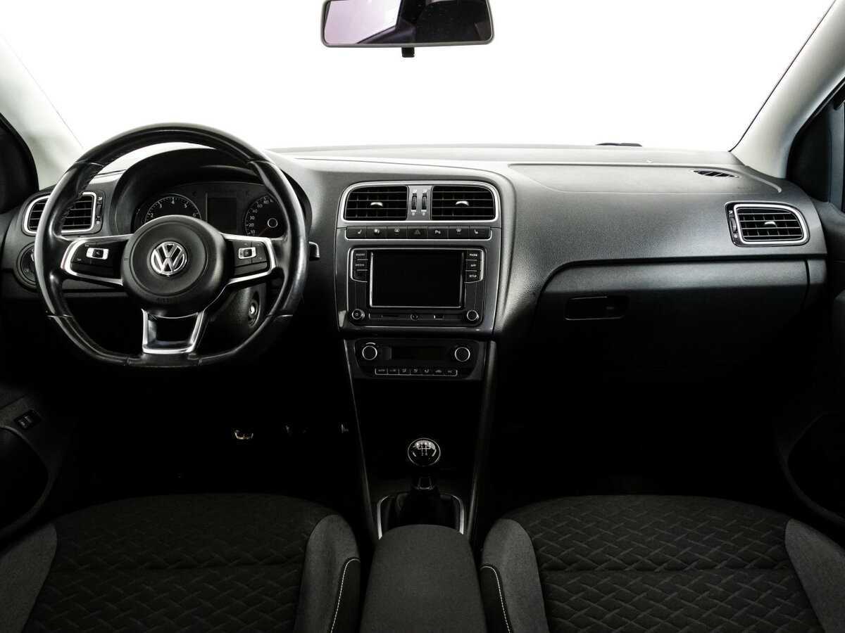 Volkswagen Polo с пробегом — 2018 год. Фото: #7