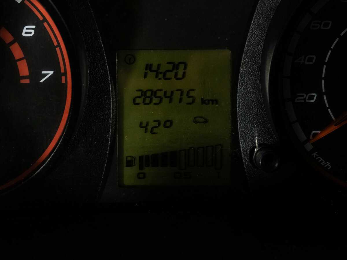 Lada (ВАЗ) Kalina с пробегом — 2016 год. Фото: #14