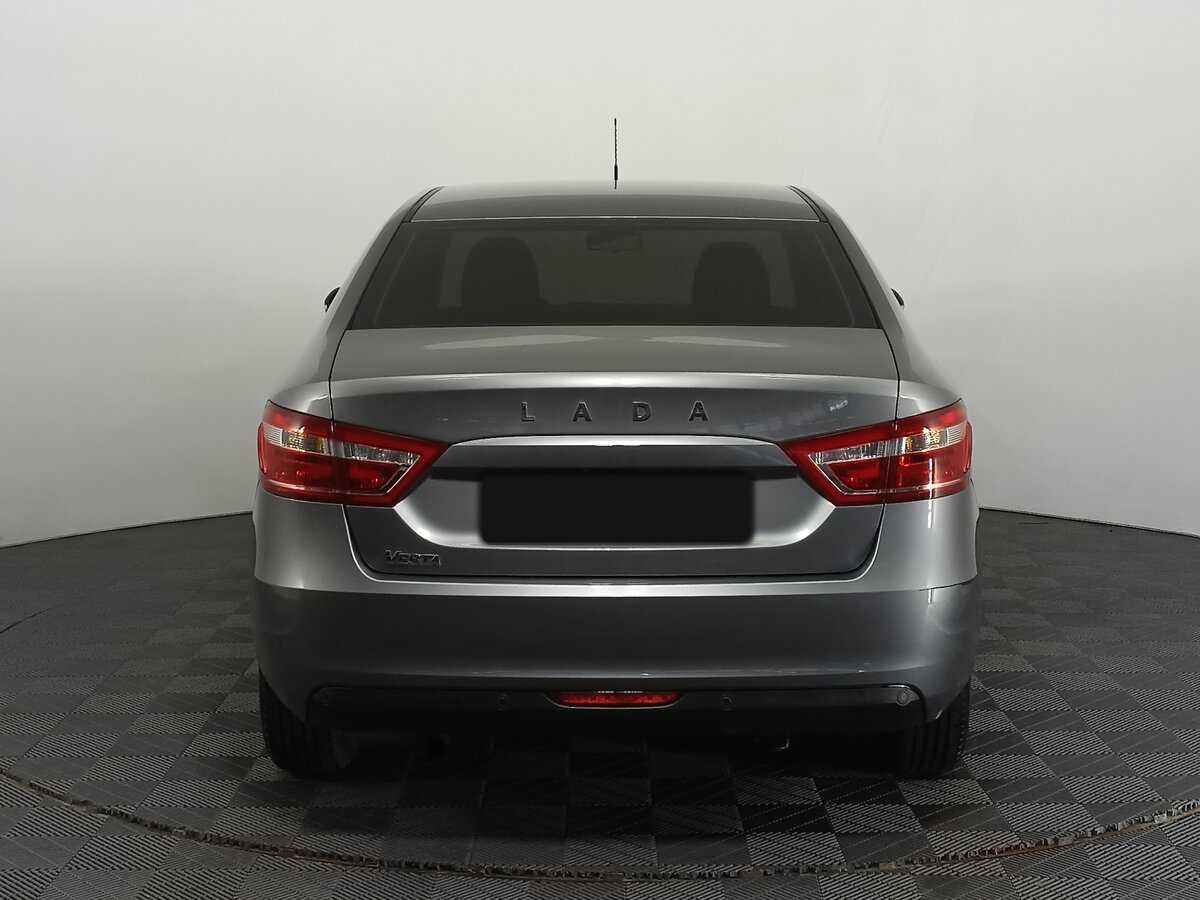 Lada (ВАЗ) Vesta с пробегом — 2018 год. Фото: #5