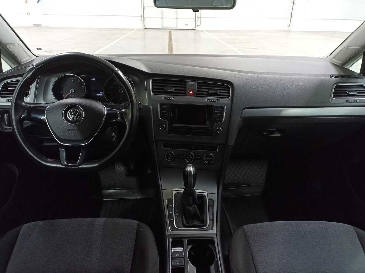 Volkswagen Golf с пробегом — 2013 год. Фото: #13