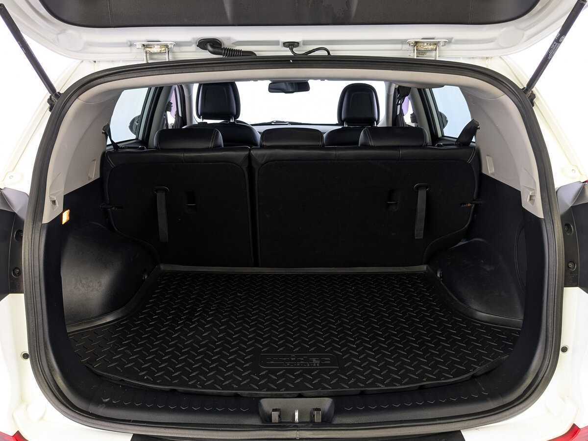 Kia Sportage с пробегом — 2012 год. Фото: #9