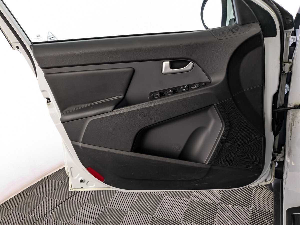 Kia Sportage с пробегом — 2012 год. Фото: #18