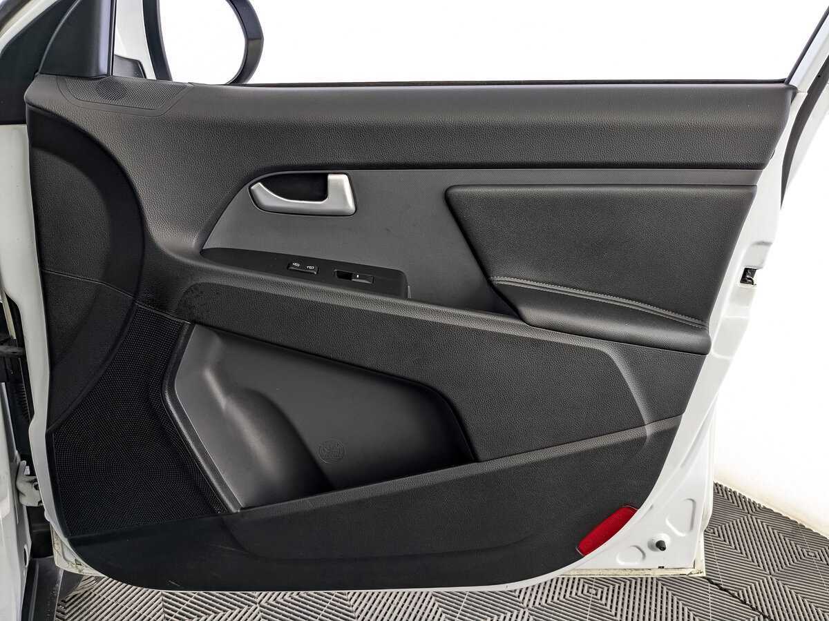 Kia Sportage с пробегом — 2012 год. Фото: #23