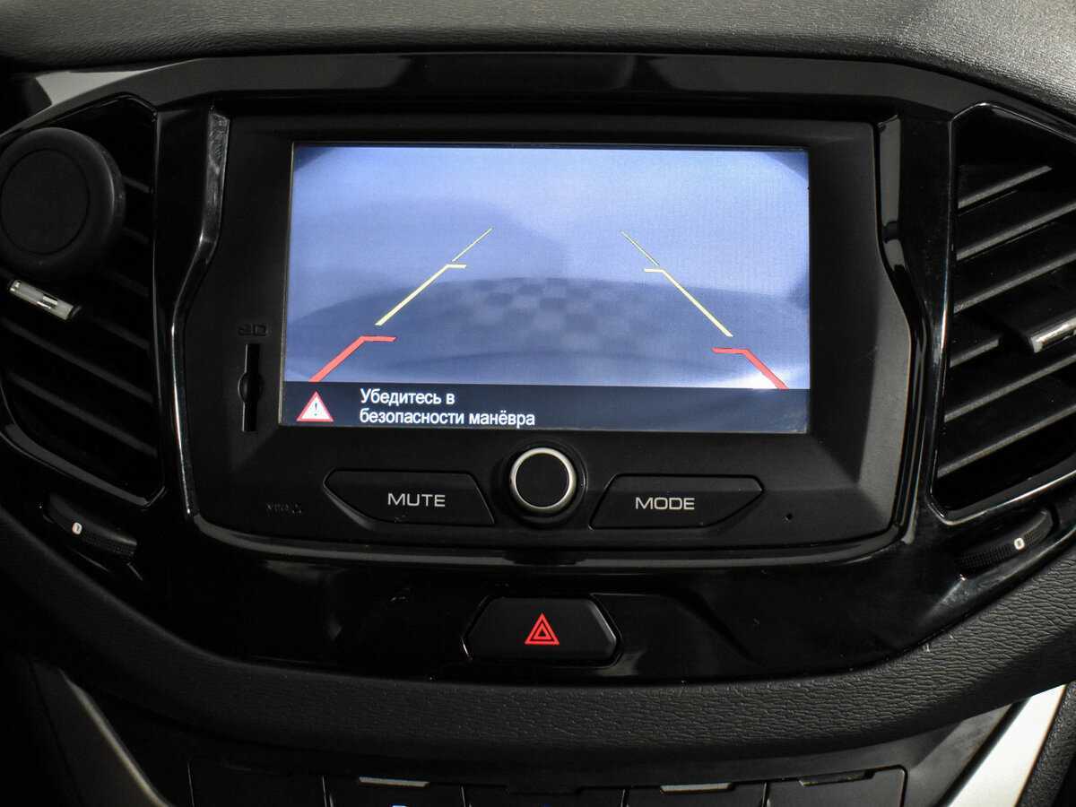 Lada (ВАЗ) Vesta с пробегом — 2019 год. Фото: #18