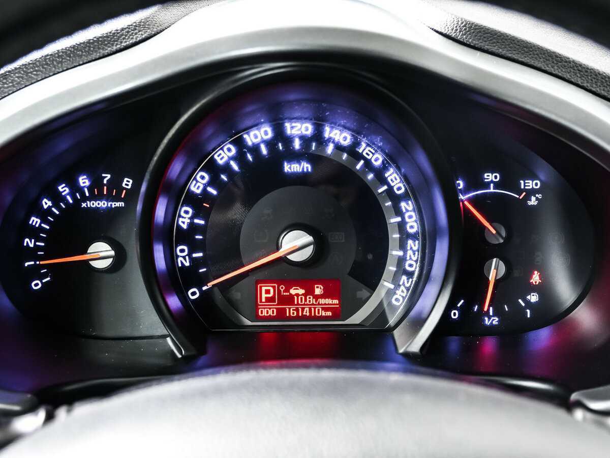 Kia Sportage с пробегом — 2015 год. Фото: #9