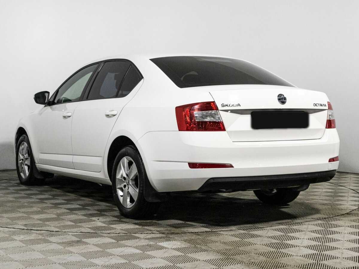 Skoda Octavia с пробегом — 2014 год. Фото: #6