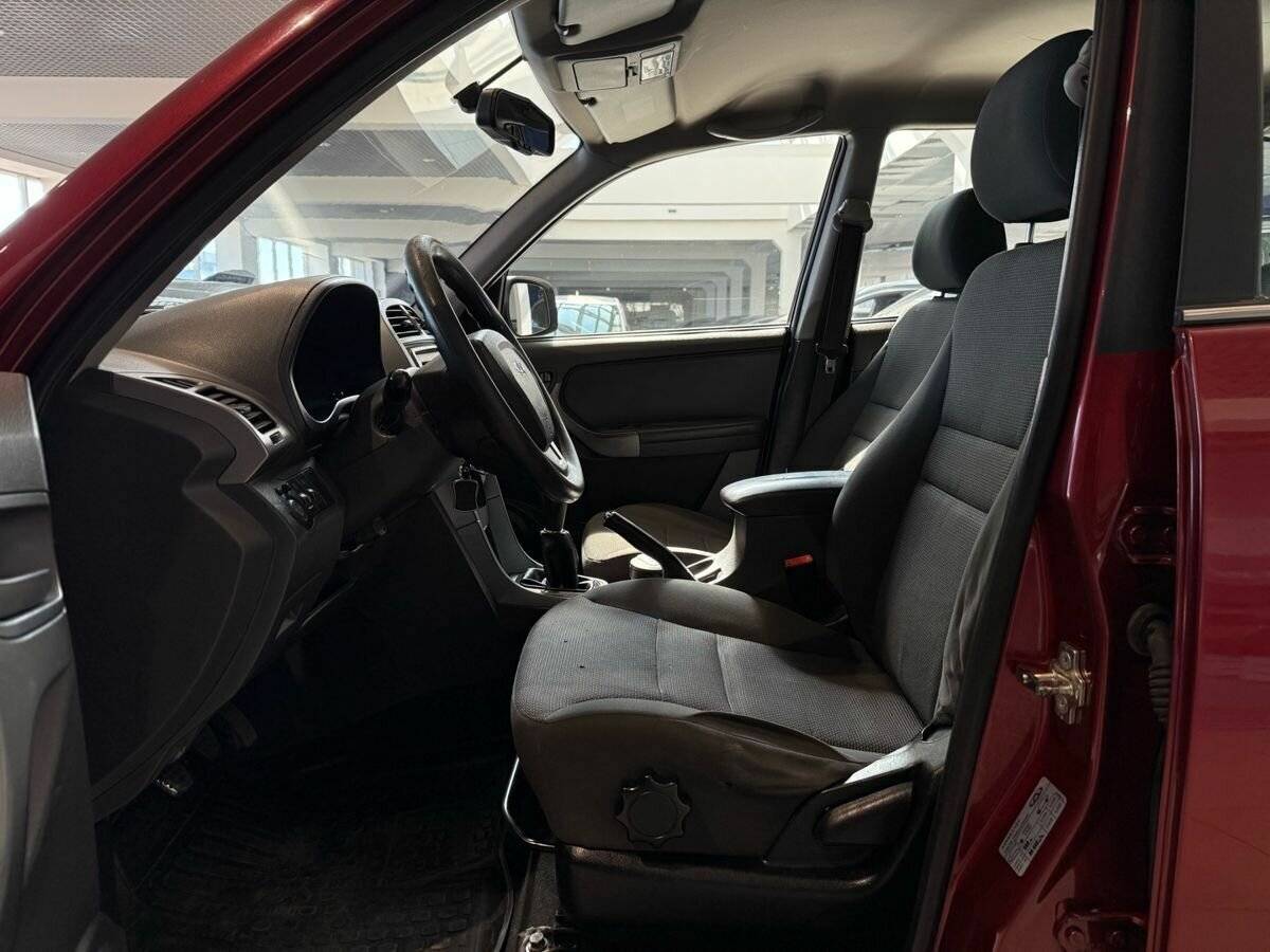 Chery Tiggo (T11) с пробегом — 2014 год. Фото: #8