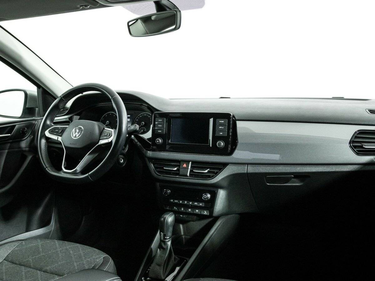 Volkswagen Polo с пробегом — 2020 год. Фото: #8