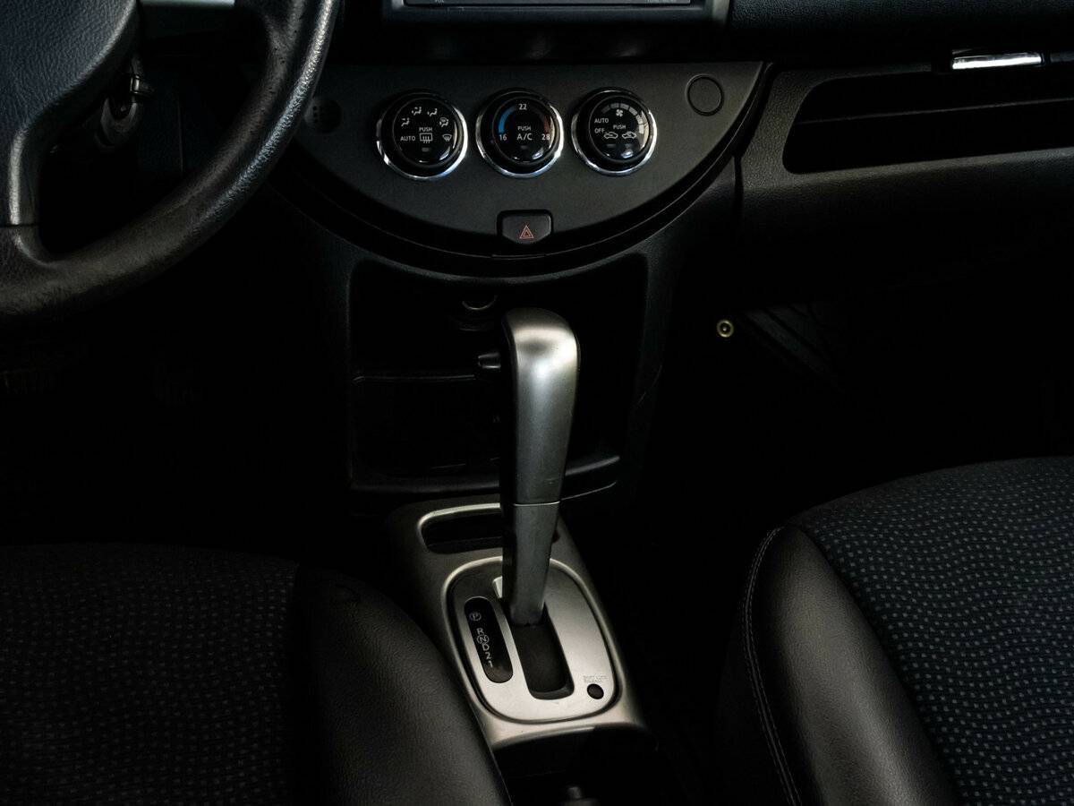 Nissan Note с пробегом — 2013 год. Фото: #9