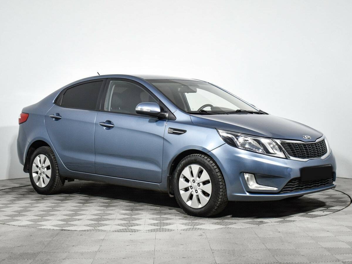 Kia Rio с пробегом — 2013 год. Фото: #2