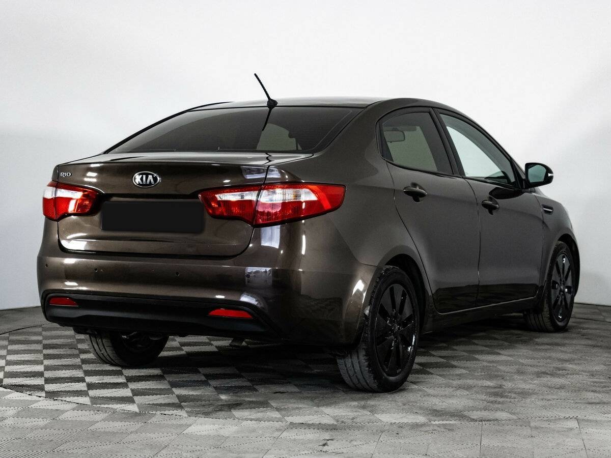 Kia Rio с пробегом — 2014 год. Фото: #3