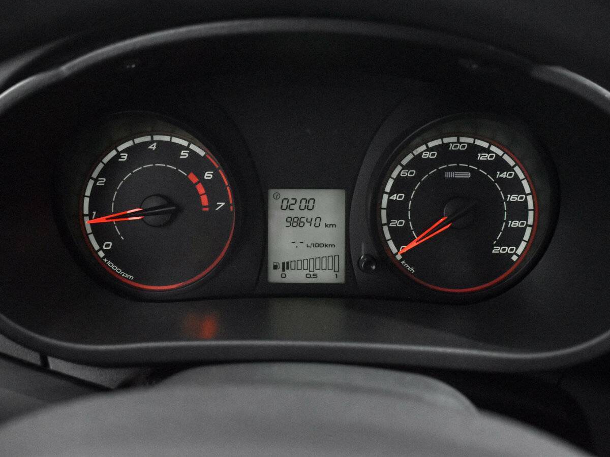 Lada (ВАЗ) Kalina с пробегом — 2013 год. Фото: #12