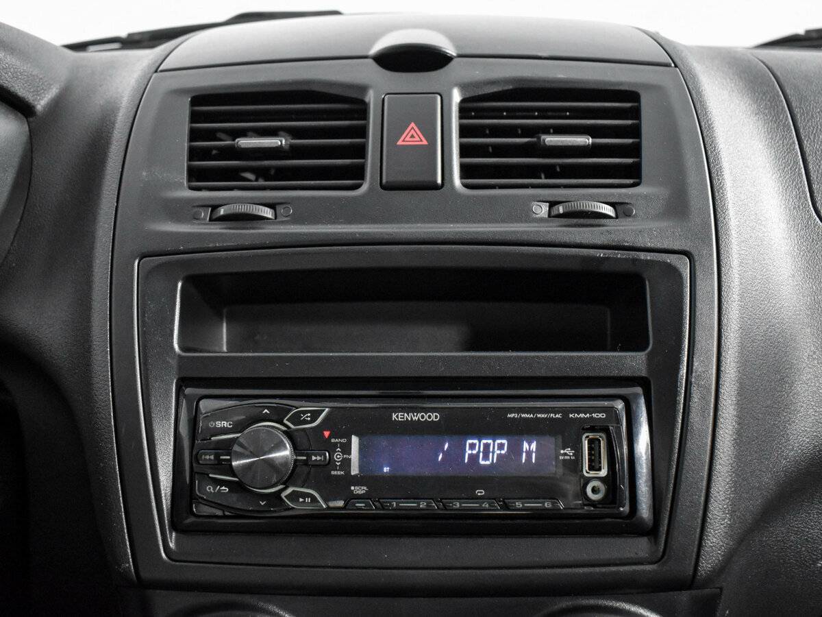 Lada (ВАЗ) Kalina с пробегом — 2013 год. Фото: #14