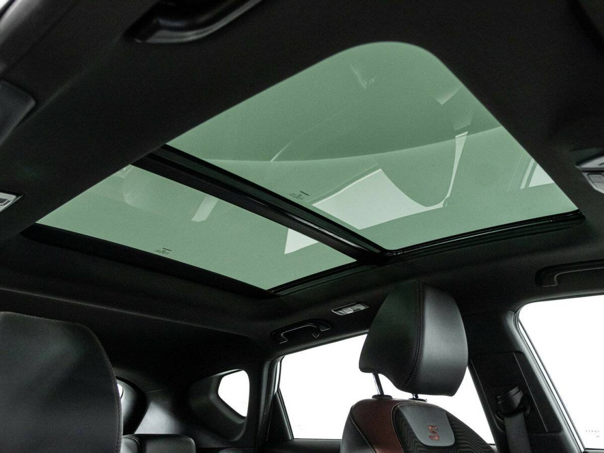 Geely Coolray с пробегом — 2021 год. Фото: #20