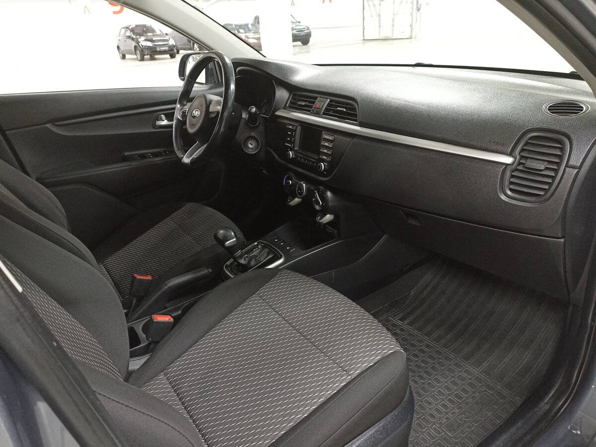 Kia Rio с пробегом — 2018 год. Фото: #10