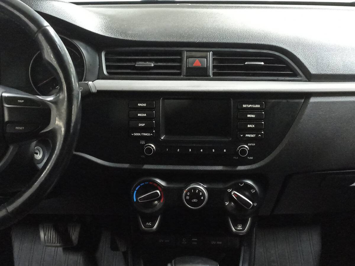 Kia Rio с пробегом — 2018 год. Фото: #14