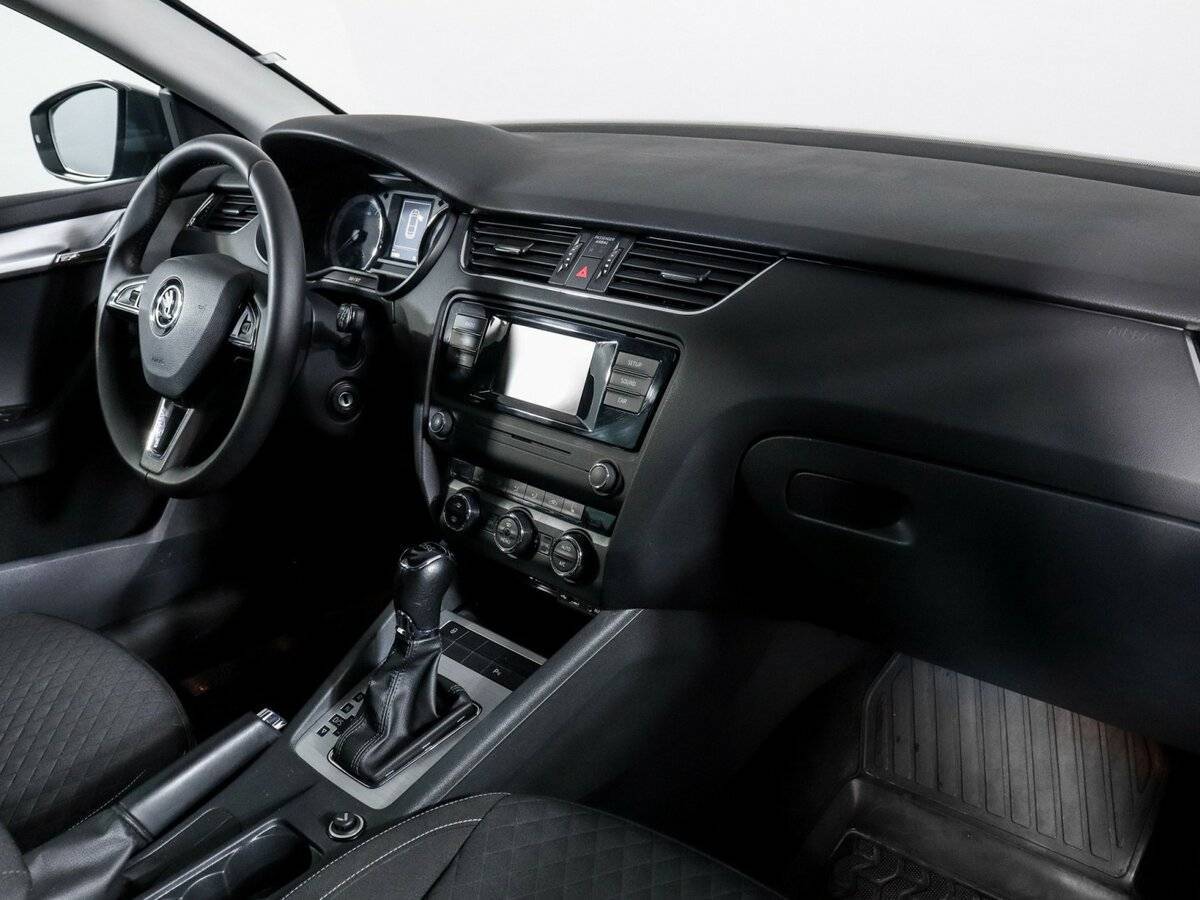 Skoda Octavia с пробегом — 2016 год. Фото: #4