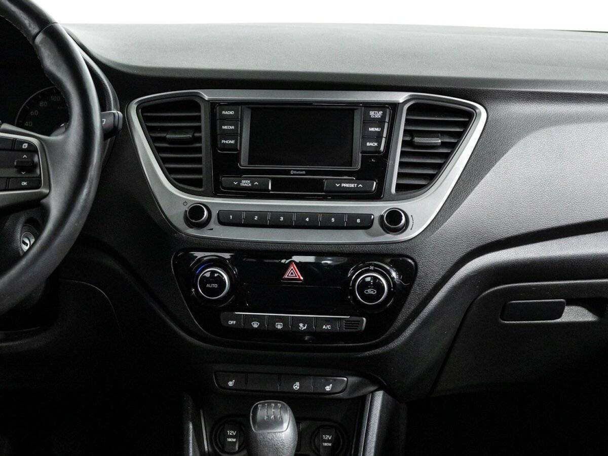 Hyundai Solaris с пробегом — 2017 год. Фото: #13