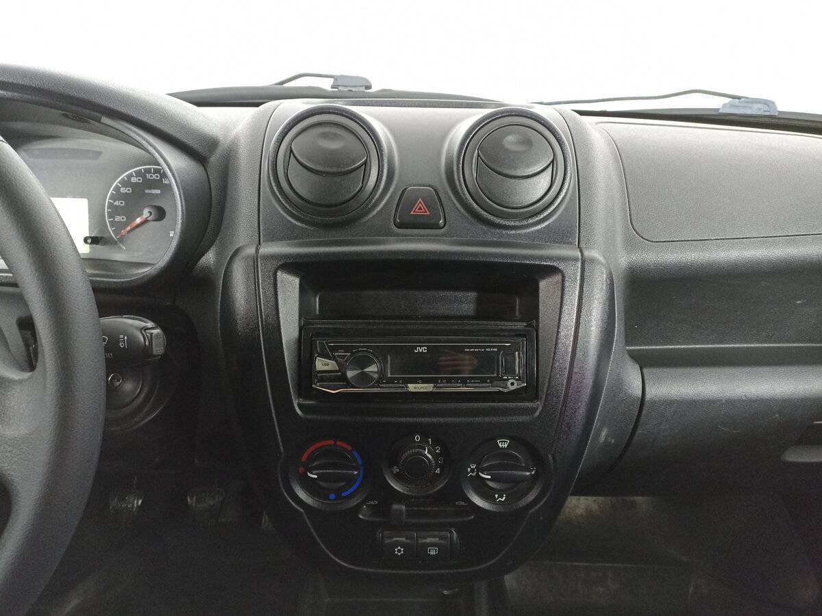 Lada (ВАЗ) Granta с пробегом — 2017 год. Фото: #12