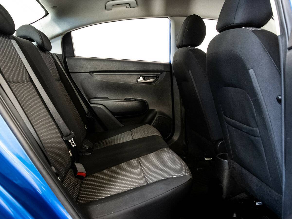 Kia Rio с пробегом — 2017 год. Фото: #12