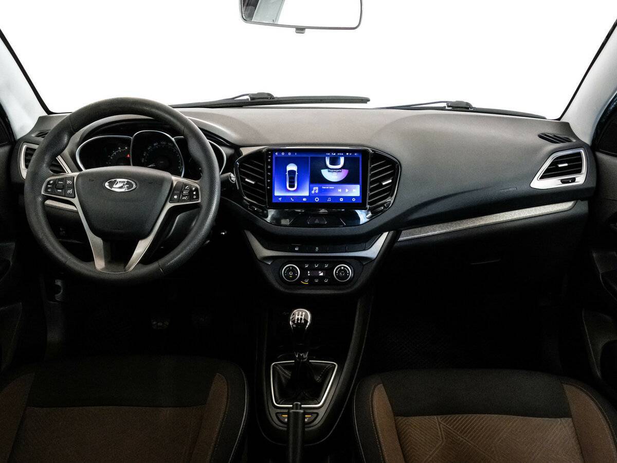 Lada (ВАЗ) Vesta с пробегом — 2016 год. Фото: #9