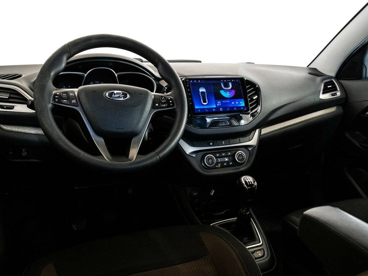 Lada (ВАЗ) Vesta с пробегом — 2016 год. Фото: #10