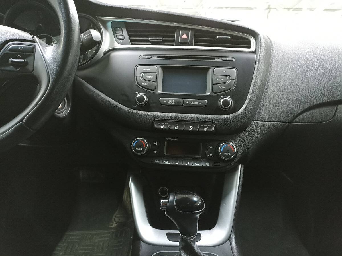 Kia Ceed с пробегом — 2017 год. Фото: #14