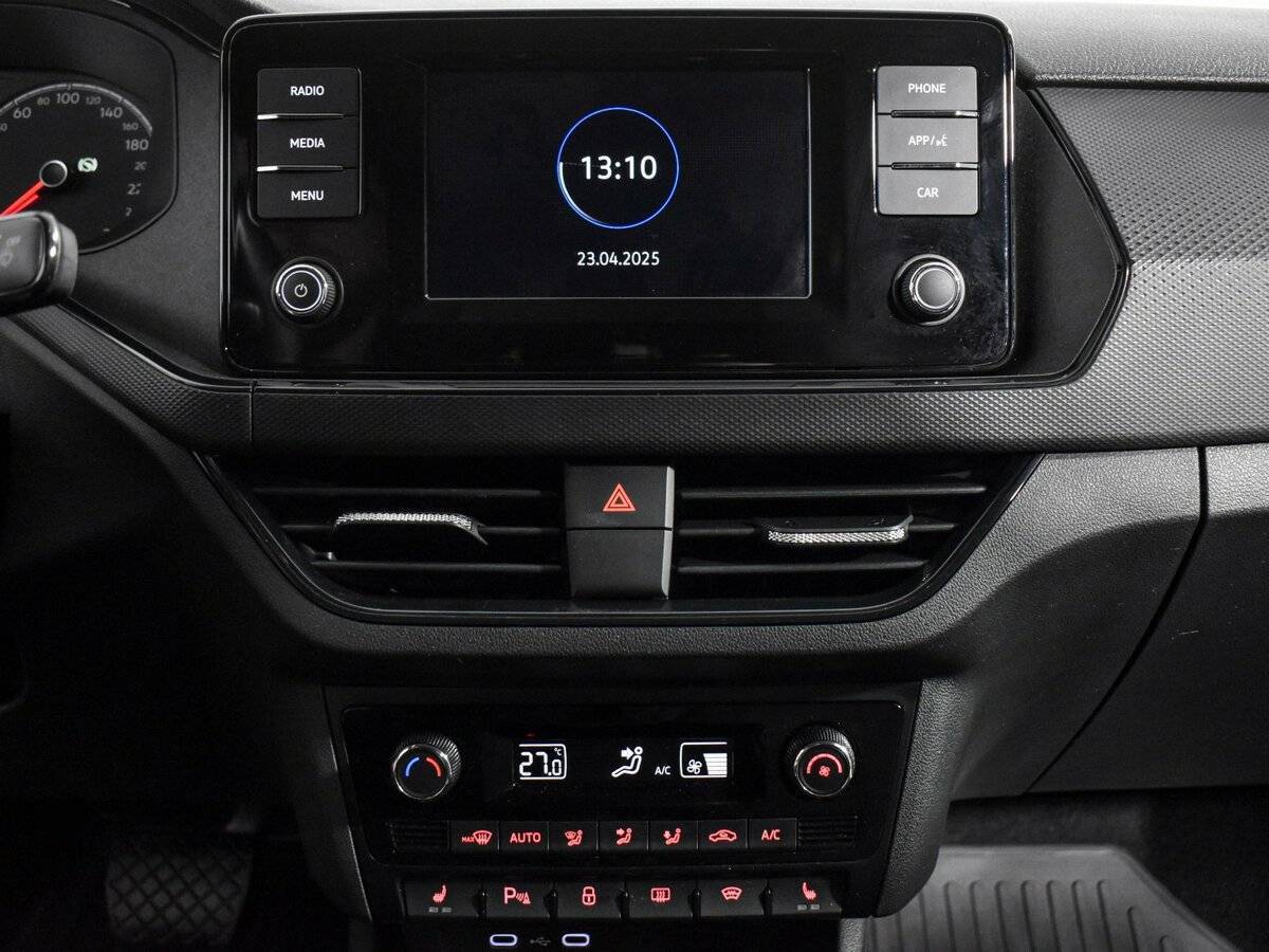 Volkswagen Polo с пробегом — 2021 год. Фото: #13