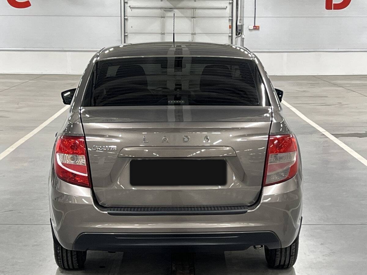 Lada (ВАЗ) Granta с пробегом — 2021 год. Фото: #5