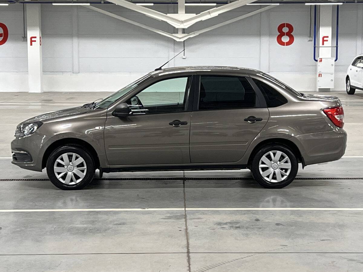 Lada (ВАЗ) Granta с пробегом — 2021 год. Фото: #7