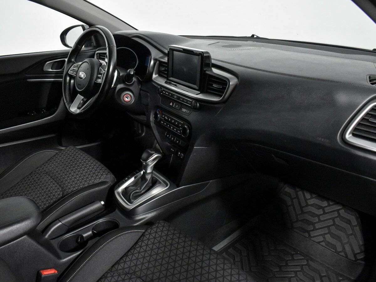 Kia Ceed с пробегом — 2019 год. Фото: #12