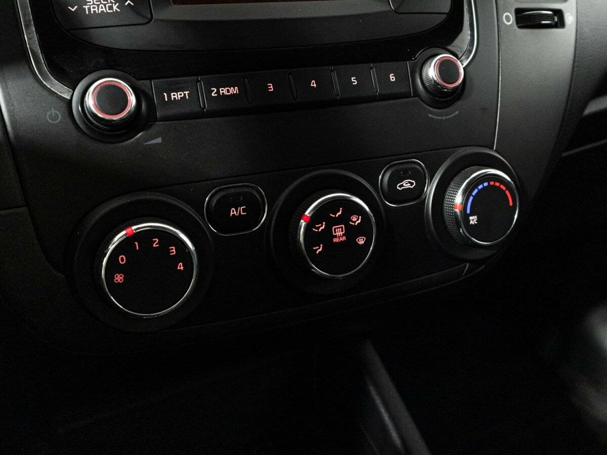 Kia Cerato с пробегом — 2019 год. Фото: #14