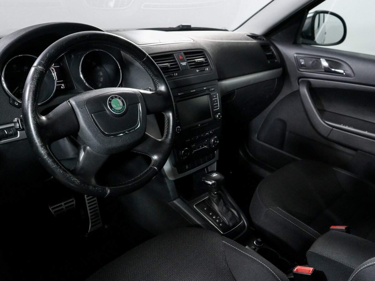 Skoda Yeti с пробегом — 2012 год. Фото: #13