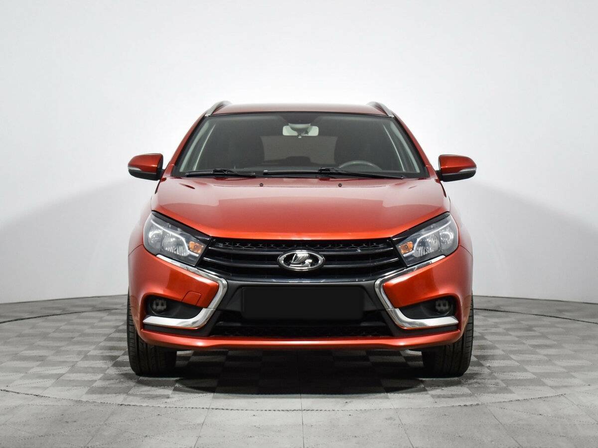 Lada (ВАЗ) Vesta с пробегом — 2018 год. Фото: #1