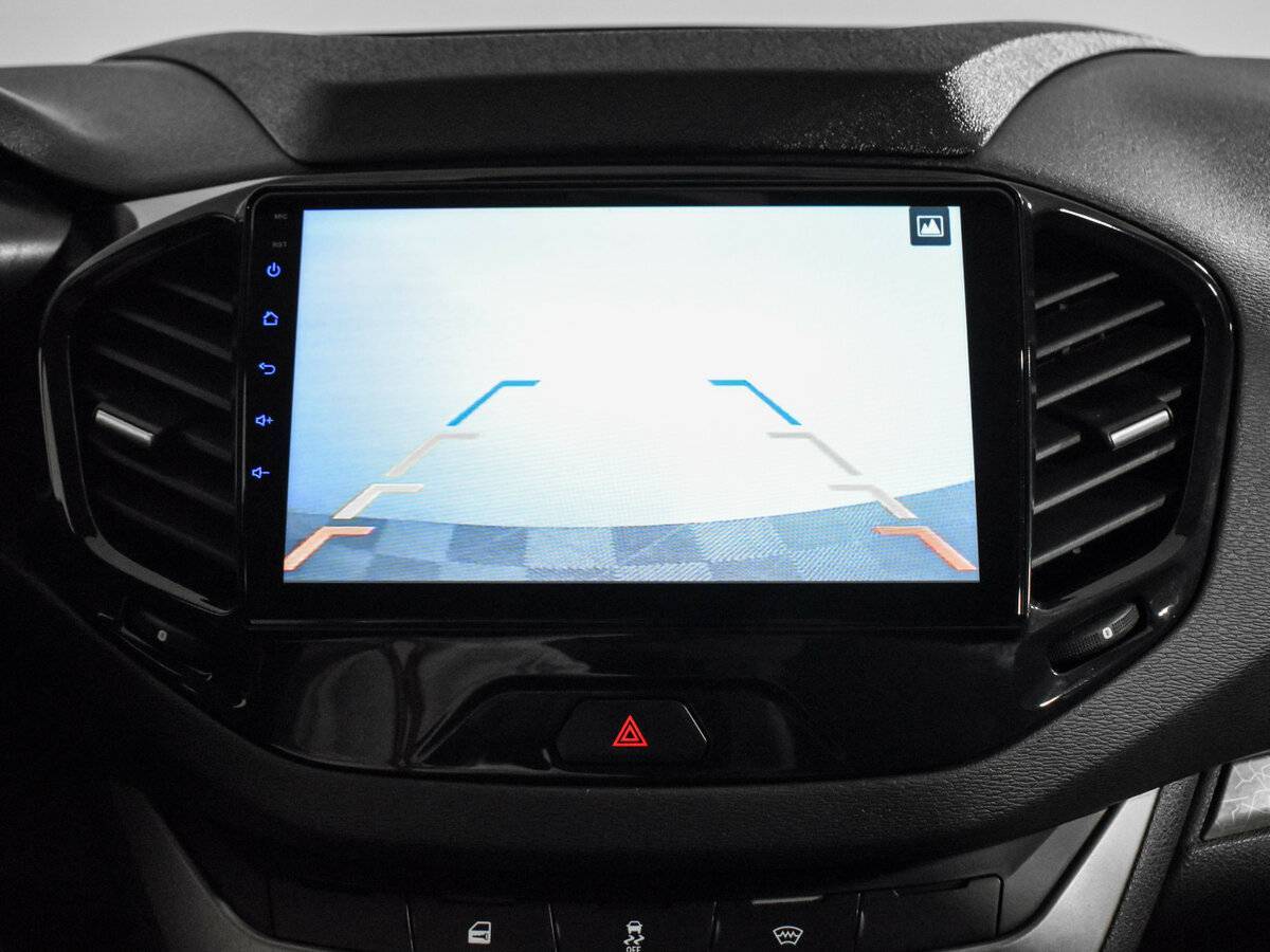 Lada (ВАЗ) Vesta с пробегом — 2018 год. Фото: #16