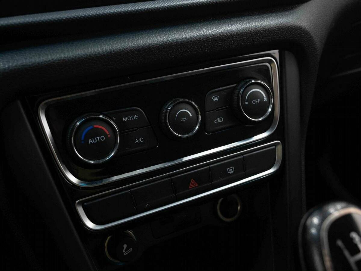 Chery Tiggo 3 с пробегом — 2017 год. Фото: #17