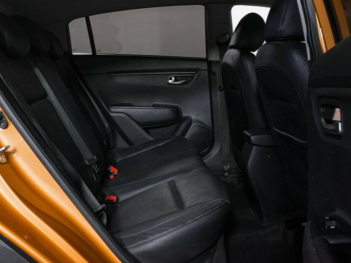 Kia Rio с пробегом — 2019 год. Фото: #9