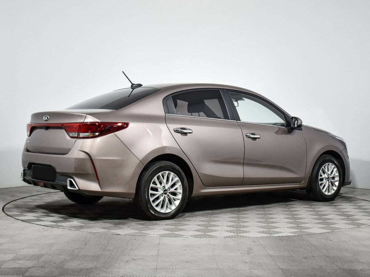 Kia Rio с пробегом — 2020 год. Фото: #4