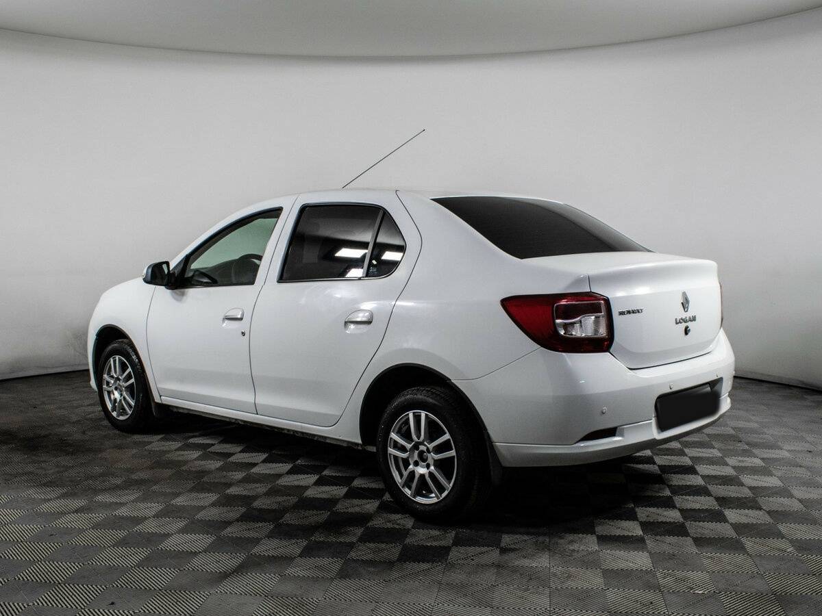 Renault Logan с пробегом — 2017 год. Фото: #6