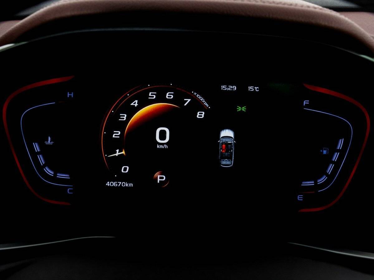 Geely Coolray с пробегом — 2021 год. Фото: #18