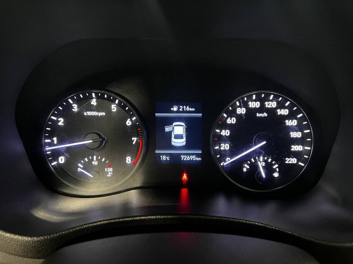 Hyundai Solaris с пробегом — 2019 год. Фото: #12