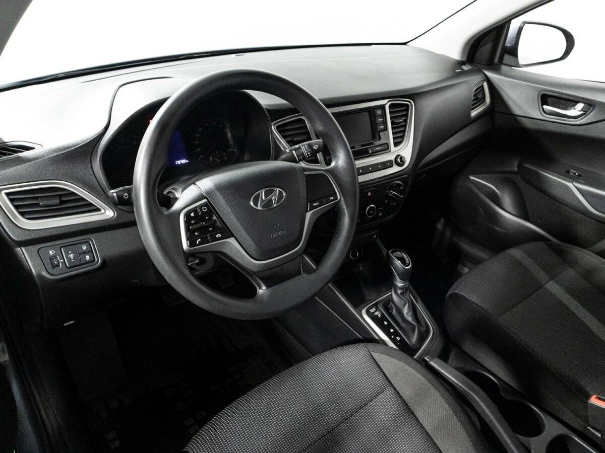 Hyundai Solaris с пробегом — 2021 год. Фото: #10